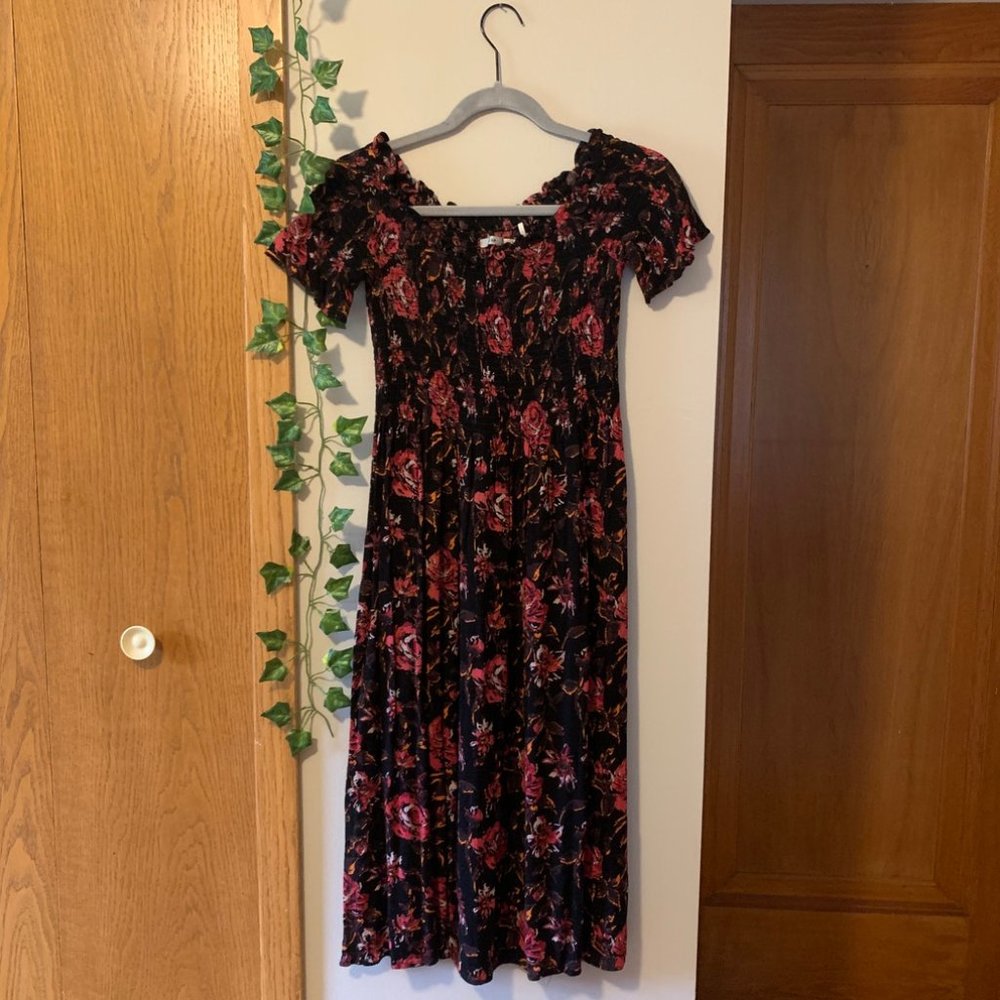 Urban Outfitters Small Midi Dress